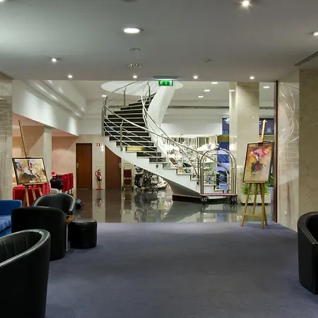 Vip 이그제큐티브 주리케 3* 리스본